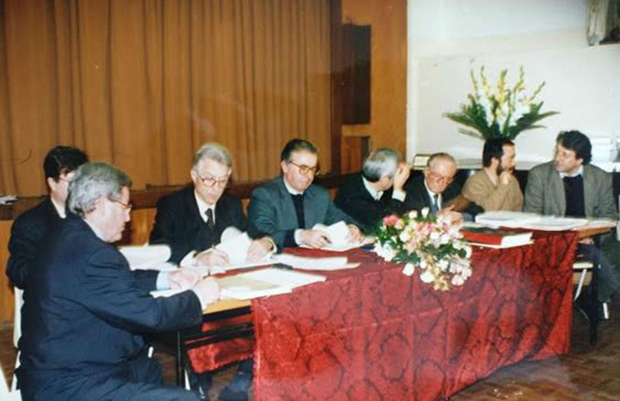 Construção da Igreja, assinatura do contrato, 1998